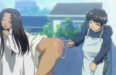 Laundry Guy Spanks a Housewife (video hentai mobile)