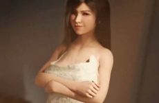 Tifa exhibe ses gros seins dans Final Fantasy 7 Remake