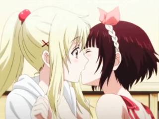 Compilation de french kiss dans les animes ecchi