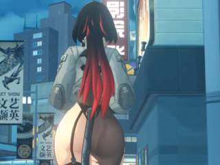 Elle marche en tenue très sexy dans la rue