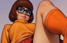 Vera Dinkley montre sa culotte sous sa jupe par IA