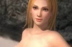 Tina Armstrong nue dans Dead or Alive Paradise Heaven